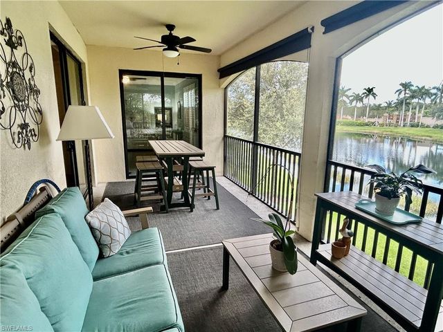 9511 Napoli LN # 202, Naples, FL 34113