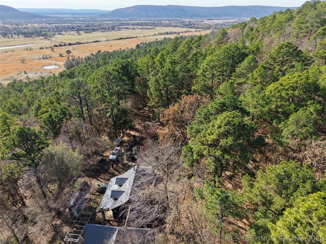 13695 NE 173rd Street, Red Oak, OK 74563