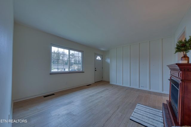 2010 Berea Ave, Knoxville, TN 37920