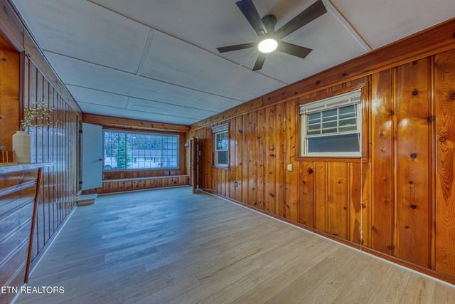 2010 Berea Ave, Knoxville, TN 37920