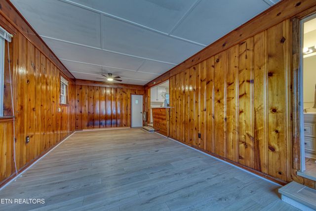 2010 Berea Ave, Knoxville, TN 37920