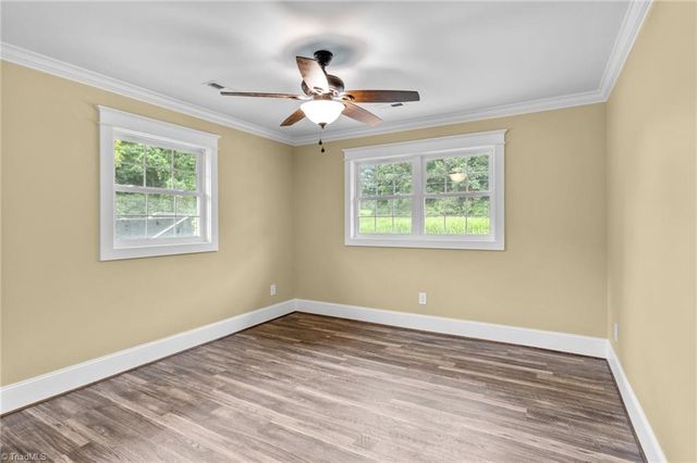893 Chief Thomas Road, Harmony, NC 28634