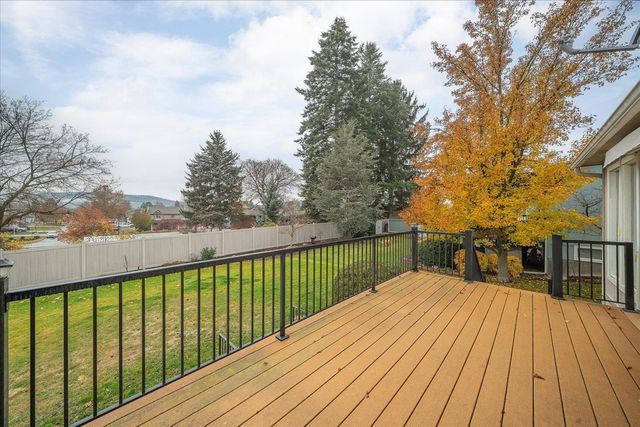 15318 E 22nd Ave, Spokane Valley, WA 99037