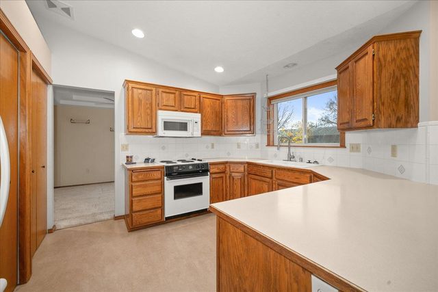 15318 E 22nd Ave, Spokane Valley, WA 99037