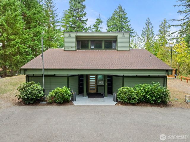 18107 E Clear Lake Boulevard SE, Yelm, WA 98597