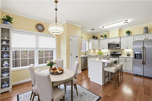 1705 Rolling View Drive, Cumming, GA 30040