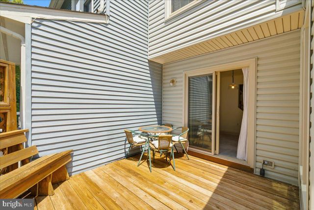 6090 JOUST LN, Alexandria, VA 22315