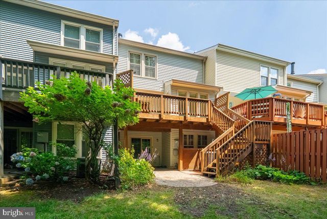 6090 JOUST LN, Alexandria, VA 22315