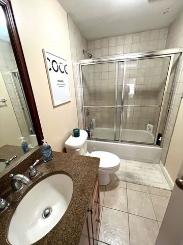 447 East 7th 1, Boston, MA 02127
