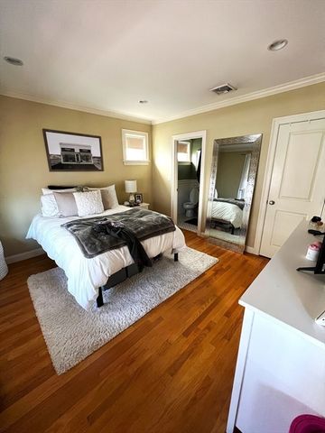 447 East 7th 1, Boston, MA 02127