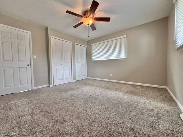 4230 Selkirk Avenue, Austintown, OH 44511