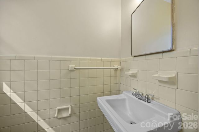 1108 Dartmouth Avenue, High Point, NC 27260