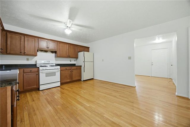 864 Whitehall Drive, Lawrenceville, GA 30043