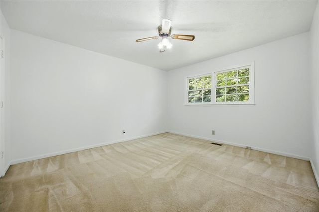 864 Whitehall Drive, Lawrenceville, GA 30043