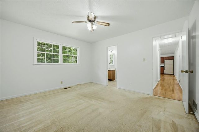 864 Whitehall Drive, Lawrenceville, GA 30043