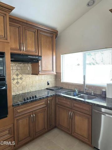 29116 Hillrise Drive, Agoura Hills, CA 91301