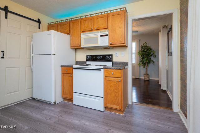 813 Fairmont Avenue, Kingsport, TN 37660