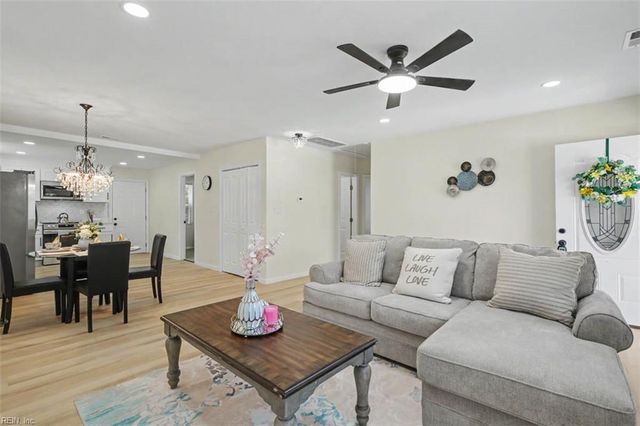 54 Cavalier RD, Hampton, VA 23669