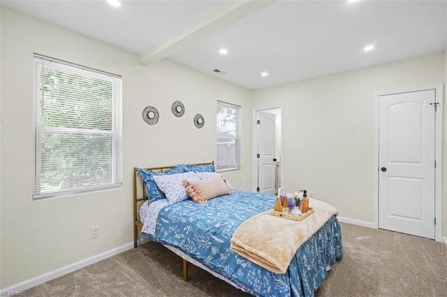 54 Cavalier RD, Hampton, VA 23669