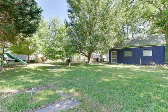 54 Cavalier RD, Hampton, VA 23669