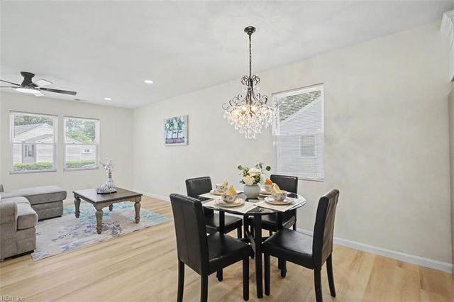 54 Cavalier RD, Hampton, VA 23669