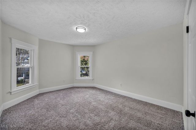 238 George Street, Elyria, OH 44035