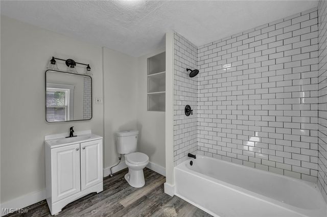 238 George Street, Elyria, OH 44035