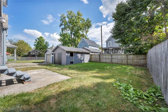 238 George Street, Elyria, OH 44035