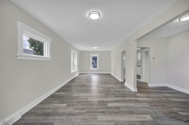 238 George Street, Elyria, OH 44035