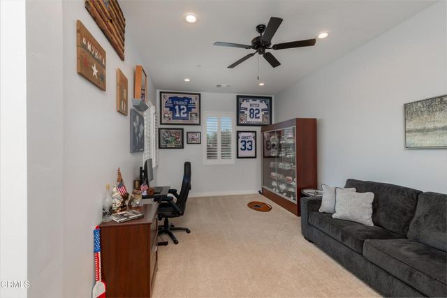 6909 Aquamarine Drive, Bakersfield, CA 93306