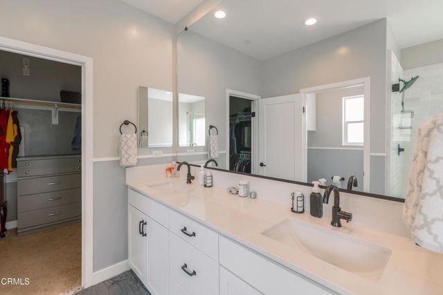 6909 Aquamarine Drive, Bakersfield, CA 93306