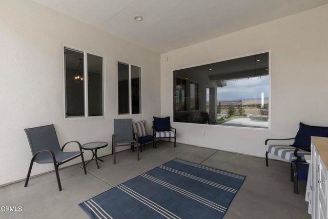 6909 Aquamarine Drive, Bakersfield, CA 93306