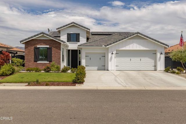 6909 Aquamarine Drive, Bakersfield, CA 93306