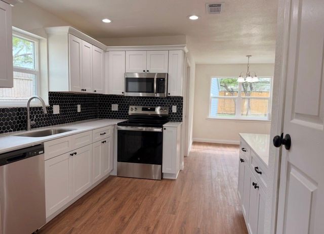 3303 Freshmeadows Drive, Houston, TX 77063