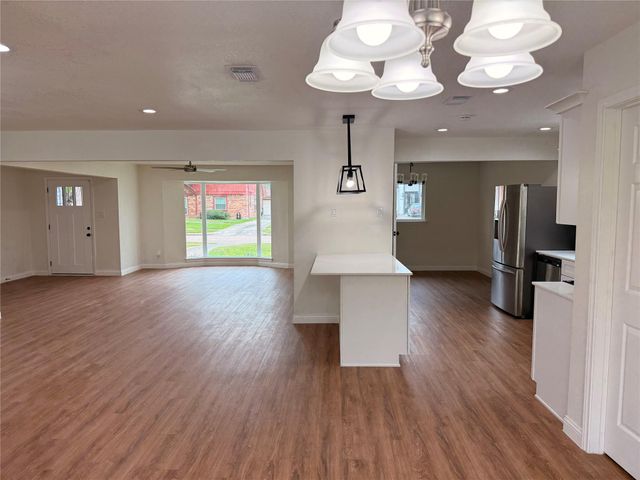 3303 Freshmeadows Drive, Houston, TX 77063