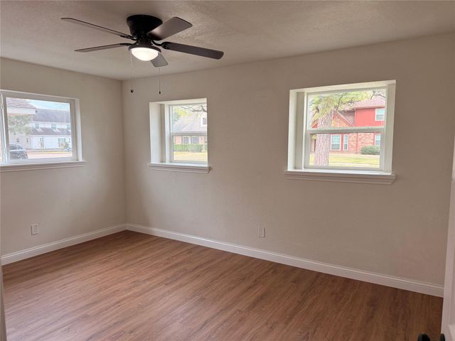 3303 Freshmeadows Drive, Houston, TX 77063