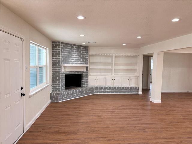 3303 Freshmeadows Drive, Houston, TX 77063