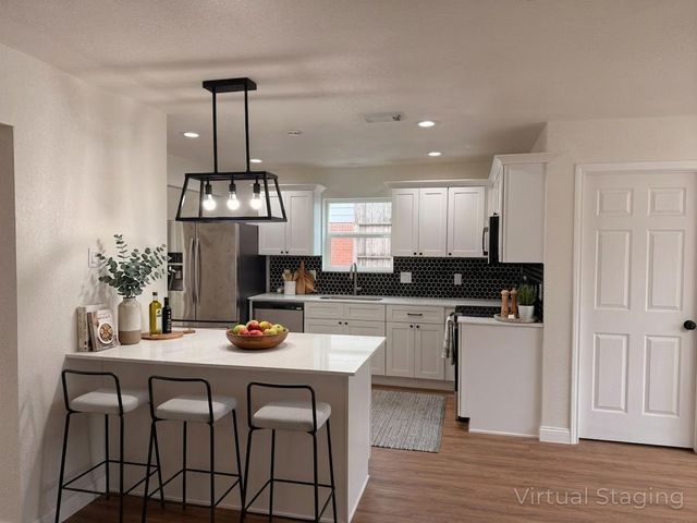 3303 Freshmeadows Drive, Houston, TX 77063