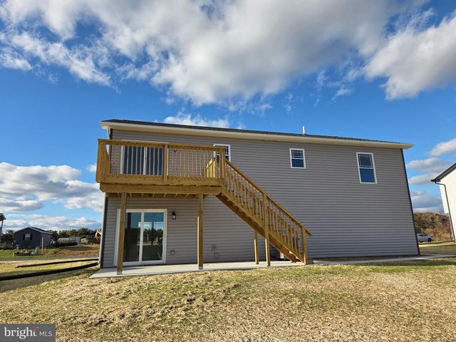 257 GROVE DRIVE, Shippensburg, PA 17257