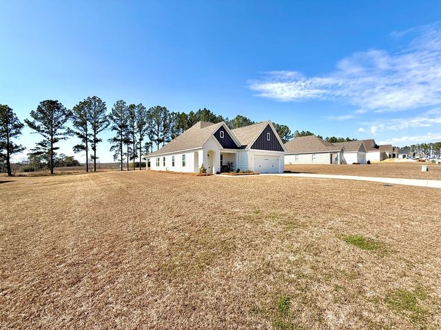 323 Lantana Court, Rehobeth, AL 36301