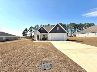 323 Lantana Court, Rehobeth, AL 36301