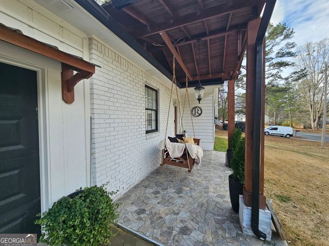 315 Galena Court, Fairburn, GA 30213