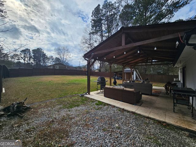 315 Galena Court, Fairburn, GA 30213