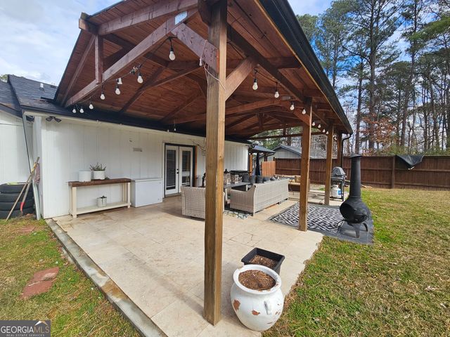 315 Galena Court, Fairburn, GA 30213