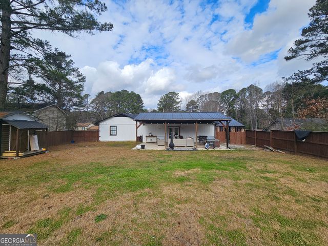 315 Galena Court, Fairburn, GA 30213