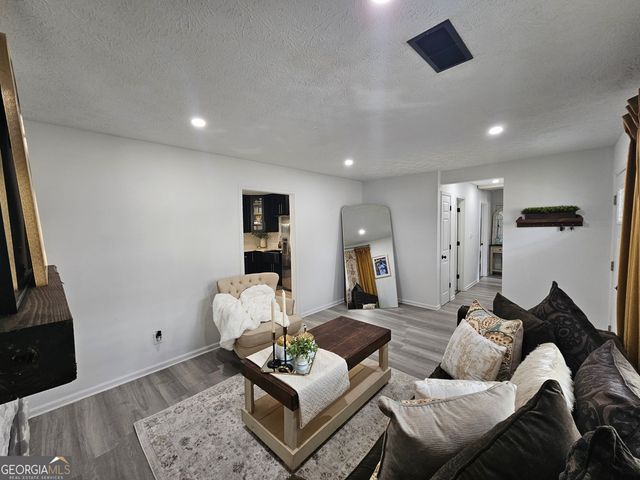 315 Galena Court, Fairburn, GA 30213