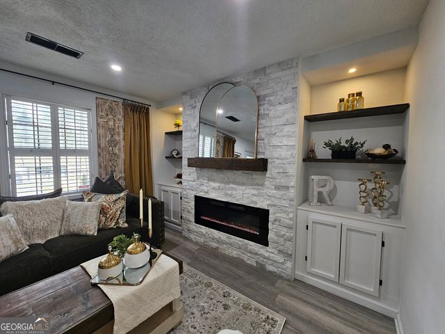 315 Galena Court, Fairburn, GA 30213