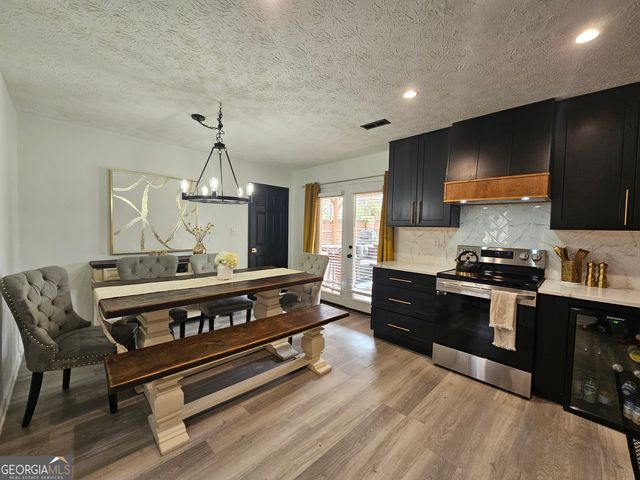 315 Galena Court, Fairburn, GA 30213