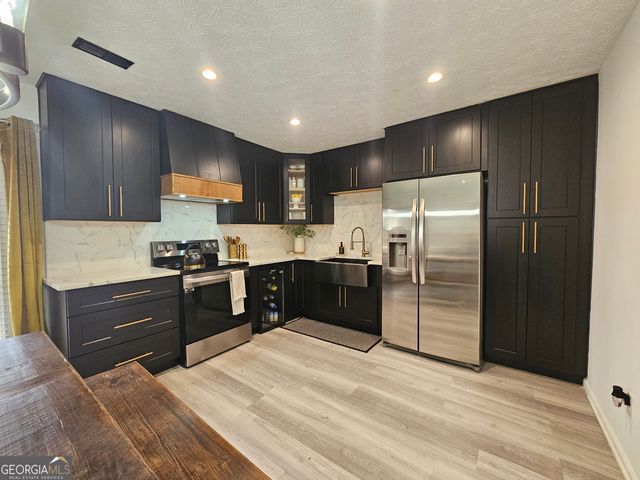 315 Galena Court, Fairburn, GA 30213