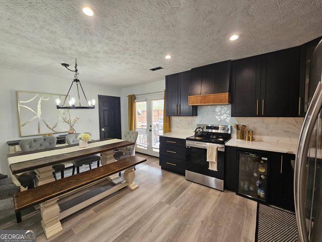 315 Galena Court, Fairburn, GA 30213